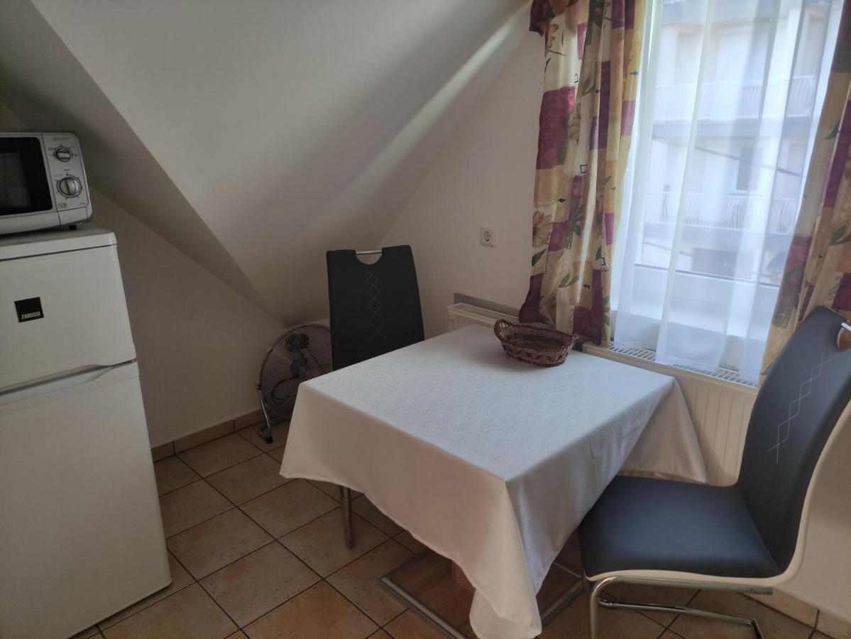 Zsanett Appartement Hévíz Екстериор снимка