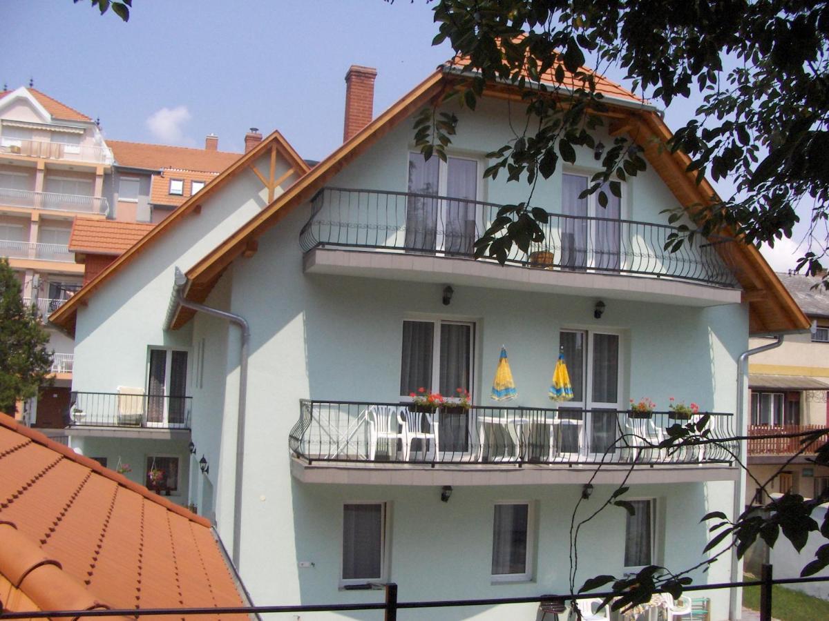 Zsanett Appartement Hévíz Екстериор снимка